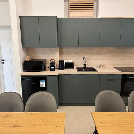 Ezerjo Vendeghaz Rum i privatbostad